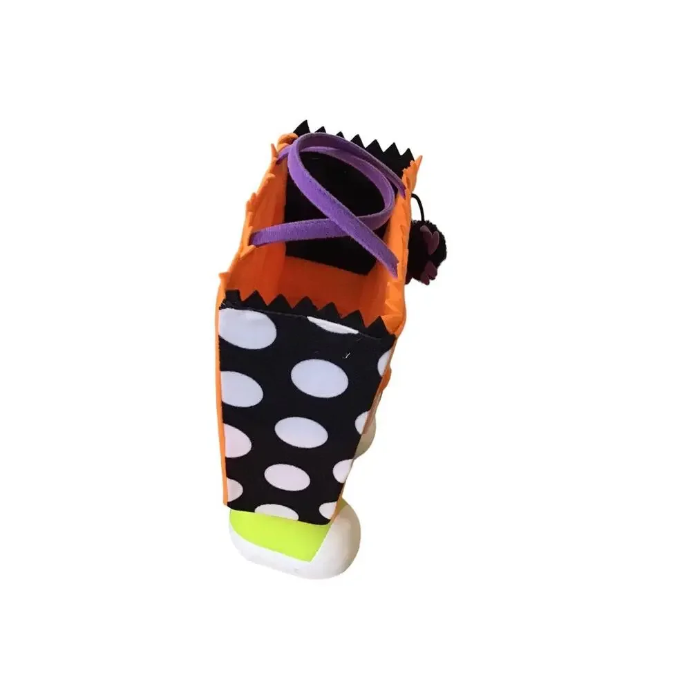 Hallmark Halloween Animated Toe Tappin Trick or Treat Talking  Bag